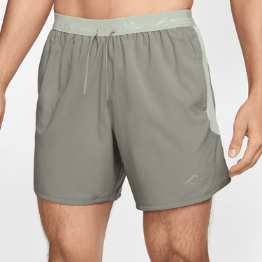 NIKE TRAIL MEN'S DRI-FIT 6" BRIEF-LINED RUNNING SHORTS