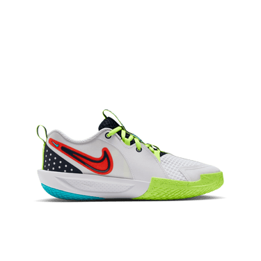 NIKE G.T. CUT 3 SE BIG KIDS' BASKETBALL SHOES