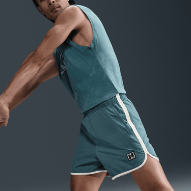 NIKE GYM HERITAGE MEN'S DRI-FIT 5" UNLINED TRAINING SHORTS