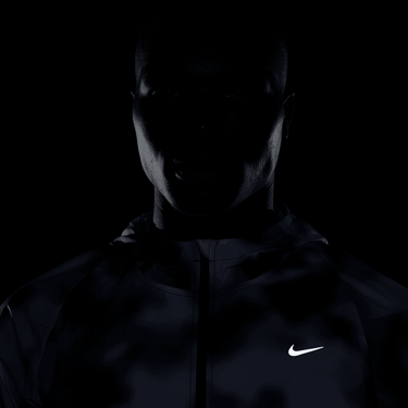 NIKE RUNNING DIVISION MEN'S UV RUNNING JACKET