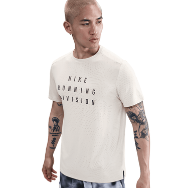 NIKE RUNNING DIVISION MEN'S DRI-FIT SHORT-SLEEVE T-SHIRT