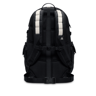 NIKE ACG "DAYMAX" BACKPACK (25L)