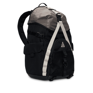 NIKE ACG "DAYMAX" BACKPACK (25L)