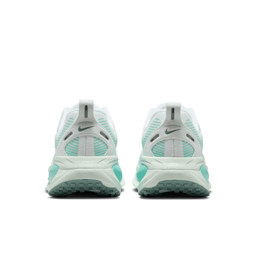 NIKE VOMERO 18 WOMEN'S ROAD RUNNING SHOES