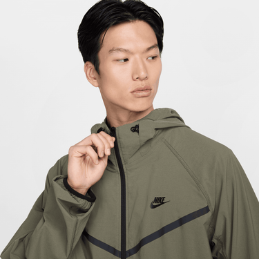 NIKE TECH WINDRUNNER MEN'S WOVEN FULL-ZIP JACKET