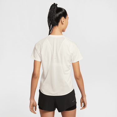NIKE SWIFT WOMEN'S DRI-FIT SHORT-SLEEVE RUNNING TOP