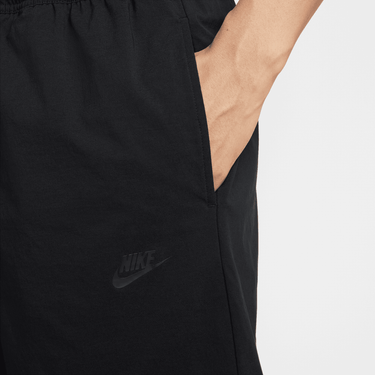 NIKE TECH MEN'S WOVEN SHORTS