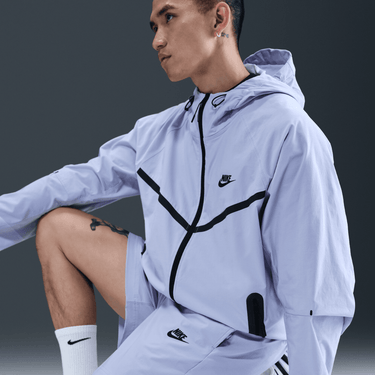 NIKE TECH MEN'S WOVEN SHORTS