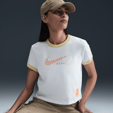 NIKE SPORTSWEAR CLUB WOMEN'S SHORT-SLEEVE T-SHIRT