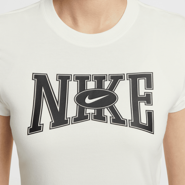 NIKE SPORTSWEAR WOMEN'S SLIM CROPPED T-SHIRT
