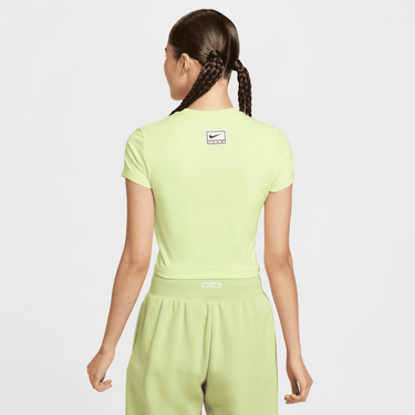 NIKE SPORTSWEAR WOMEN'S SLIM CROPPED T-SHIRT