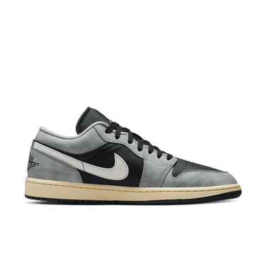 AIR JORDAN 1 LOW SE MEN'S SHOES