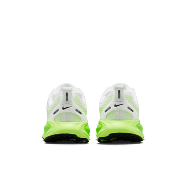 NIKE VOMERO 18 BIG KIDS' ROAD RUNNING SHOES