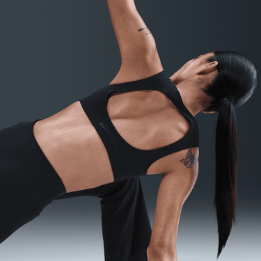 NIKE ZENVY WOMEN'S LIGHT-SUPPORT LIGHTLY LINED SPORTS BRA