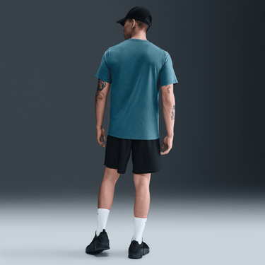 NIKE HYVERSE MEN'S DRI-FIT UV VERSATILE T-SHIRT