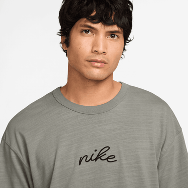 NIKE SPORTSWEAR PREMIUM ESSENTIALS MEN'S T- SHIRT