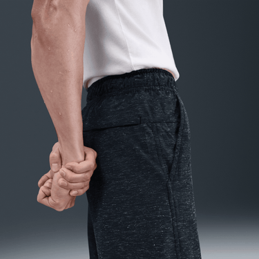 NIKE UNLIMITED MEN'S DRI-FIT 7" UNLINED VERSATILE SHORTS