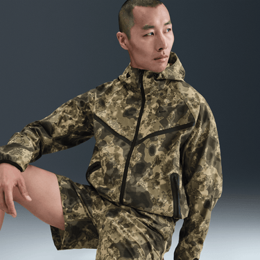 NIKE TECH MEN'S WOVEN JACKET