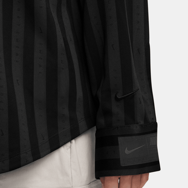 NIKE SPORTSWEAR WOMEN'S OVERSIZED JACQUARD STRIPED BUTTON-DOWN SHIRT