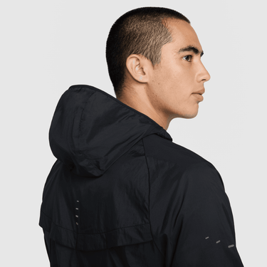NIKE STRIDE MEN'S REPEL UV RUNNING JACKET