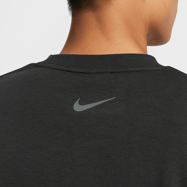 NIKE TRACK CLUB MEN'S DRI-FIT RUNNING FLEECE CREW-NECK SWEATSHIRT