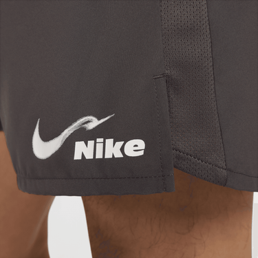 NIKE CHALLENGER MEN'S DRI-FIT 7" UNLINED RUNNING SHORTS