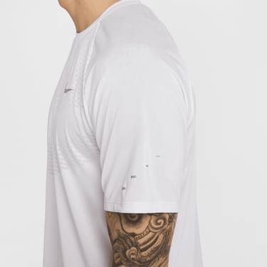 NIKE STRIDE MEN'S DRI-FIT ADV SHORT-SLEEVE RUNNING TOP