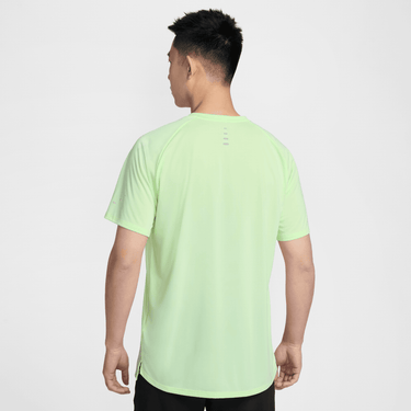 NIKE STRIDE MEN'S DRI-FIT ADV SHORT-SLEEVE RUNNING TOP