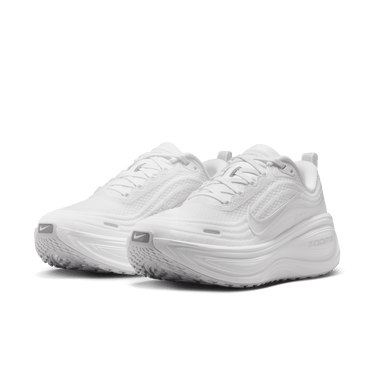 NIKE VOMERO PLUS WOMEN'S ROAD RUNNING SHOES