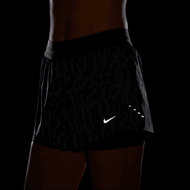 NIKE SWIFT WOMEN'S DRI-FIT MID-RISE 2-IN-1 PRINTED RUNNING SHORT S