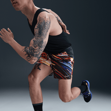NIKE STRIDE MEN'S DRI-FIT 7" BRIEF-LINED RUNNING SHORTS