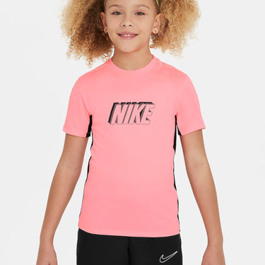 NIKE DRI-FIT ACADEMY23 OLDER KIDS' SHORT-SLEEVE FOOTBALL TOP