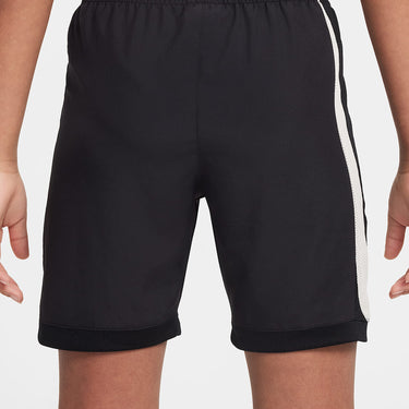 NIKE ACADEMY OLDER KIDS' DRI-FIT FOOTBALL SHORTS