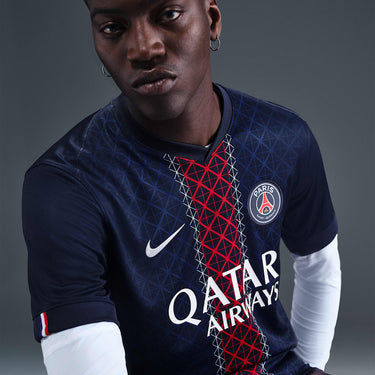 NIKE PARIS SAINT-GERMAIN 2025/26 STADIUM HOME MEN'S DRI-FIT SOCCER REPLICA JERSEY