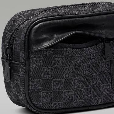 JORDAN 23 MONOGRAM CAMERA BAG (1.5L)