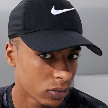 NIKE DRI-FIT CLUB STRUCTURED SWOOSH CAP