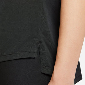 NIKE DRI-FIT ONE WOMEN'S STANDARD FIT SHORT-SLEEVE TOP