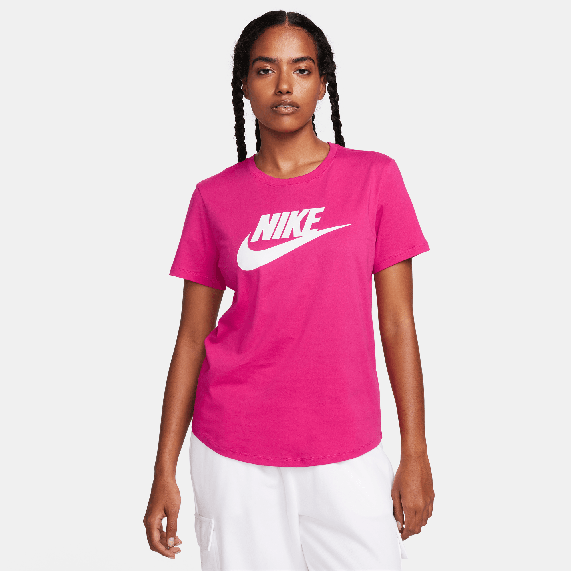 NIKE SPORTSWEAR ESSENTIALS WOMEN'S LOGO T-SHIRT FIREBERRY/WHITE – Park ...