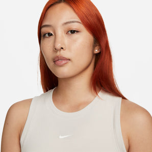 ﻿NIKE SPORTSWEAR ESSENTIALS ﻿WOMEN'S RIBBED CROPPED TANK