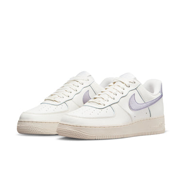 NIKE AIR FORCE 1 07  WOMENS SHOES